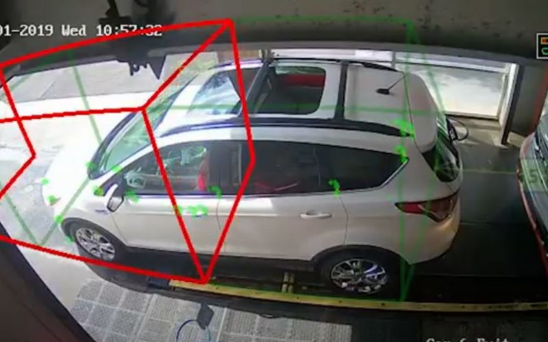 vehicle exiting a car wash with the nopileups virtual red box around it