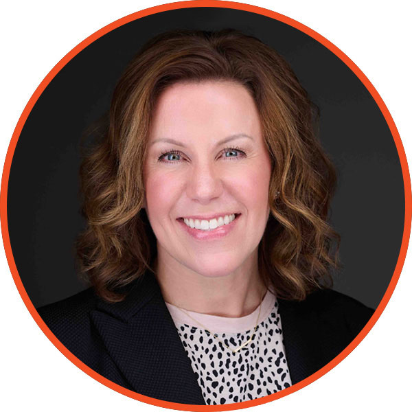 Taryn Chmeilowicz headshot