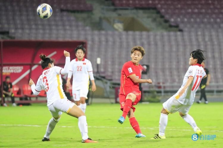 国产香蕉尹人综合在线